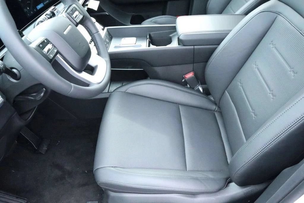 Used 2025 Hyundai Santa Fe Limited AWD/4WD image 12