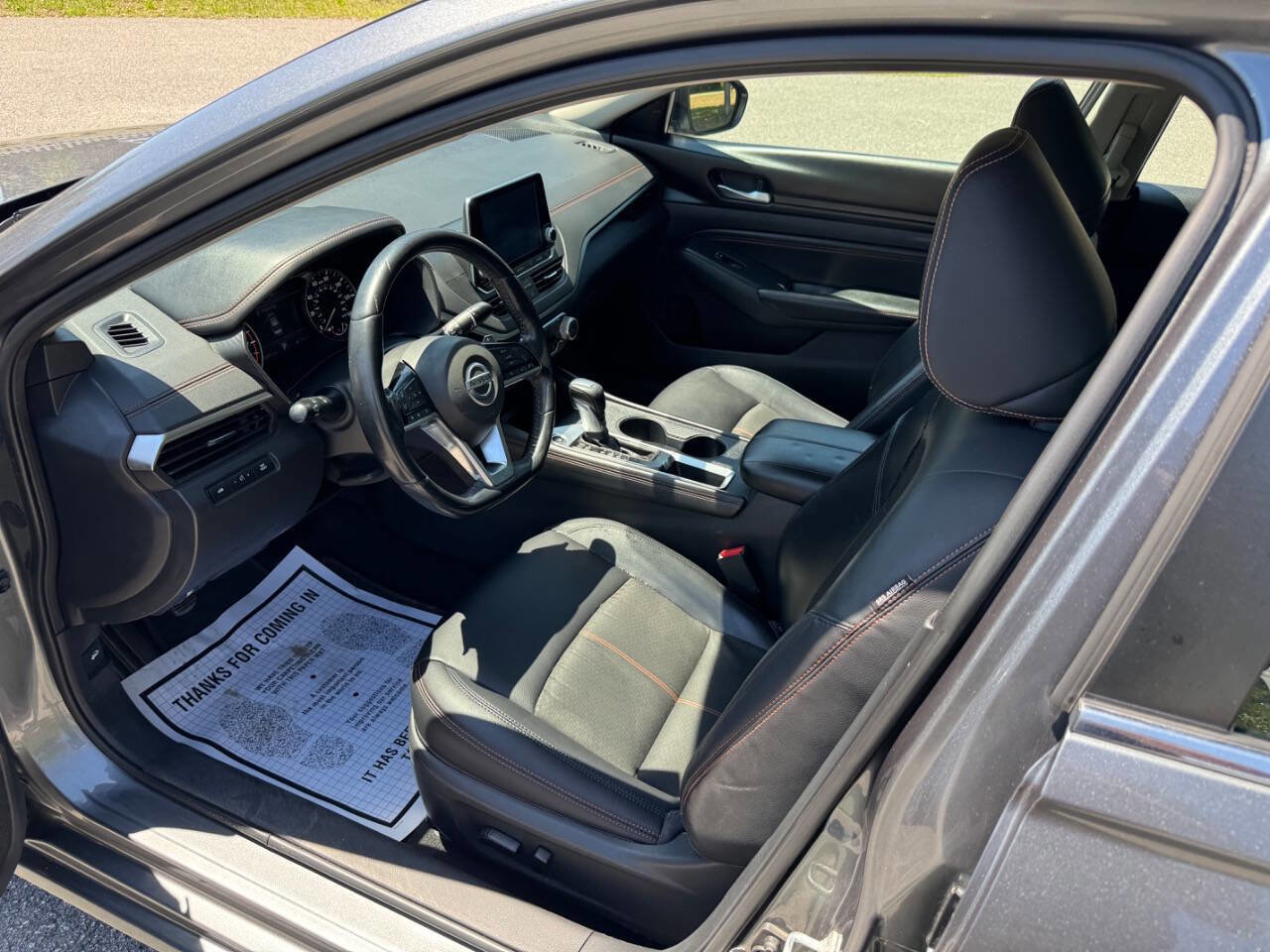 Used 2019 Nissan Altima 2.5 SR FWD image 9