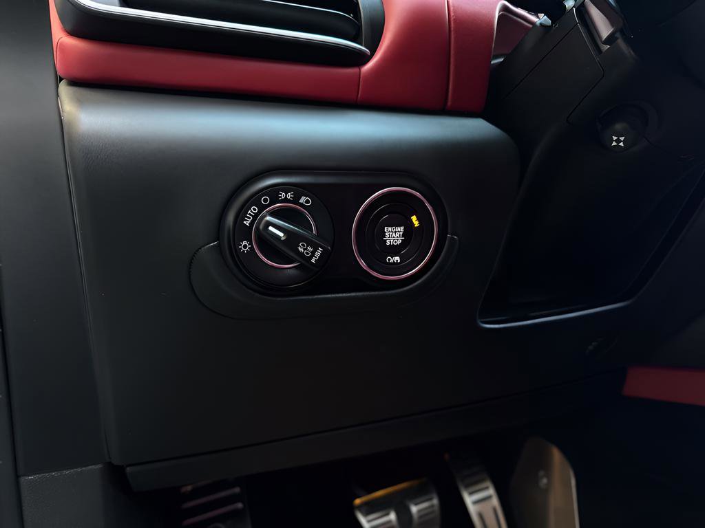 Used 2020 Maserati Levante GTS image 19