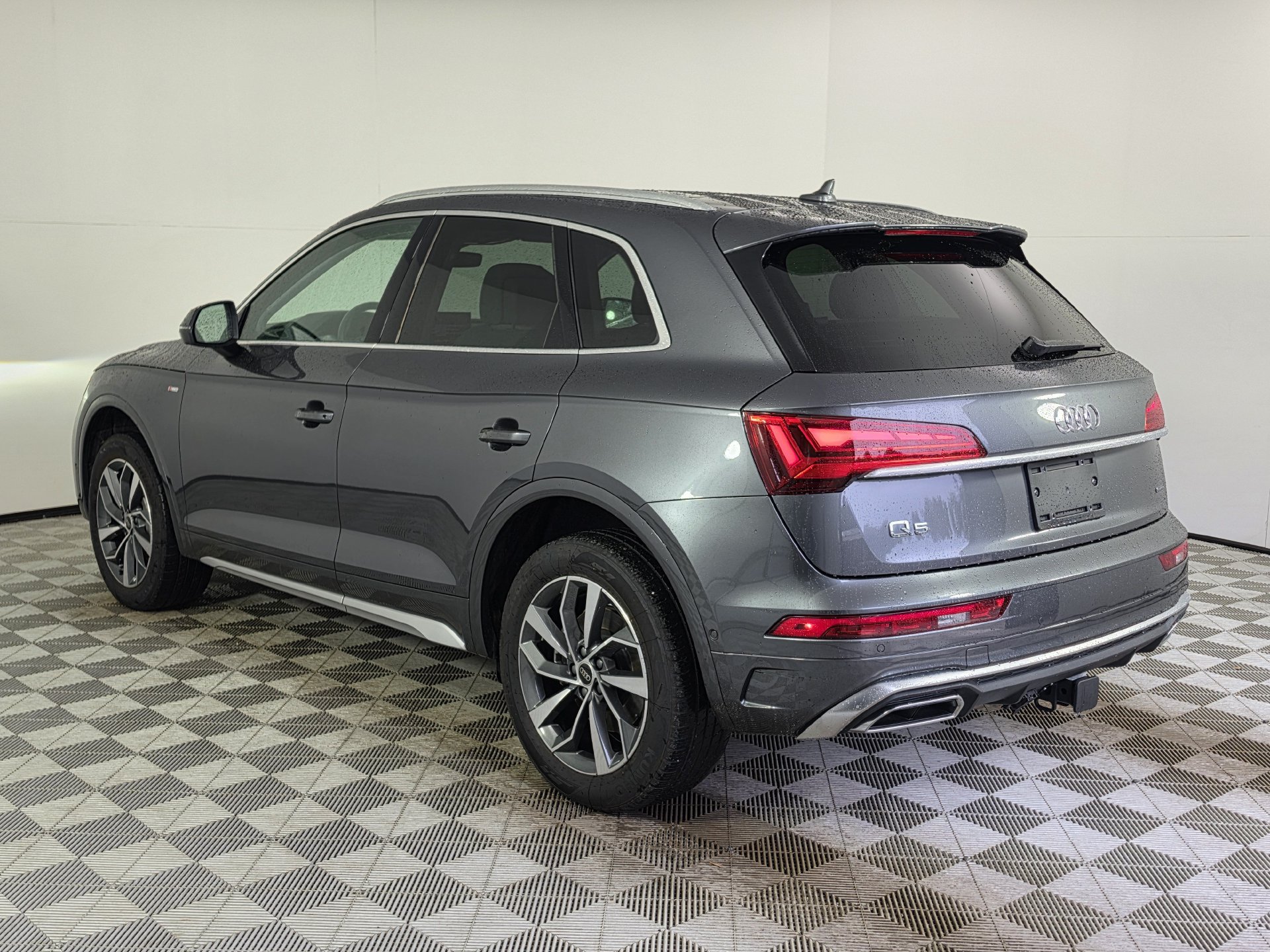 Certified 2024 Audi Q5 2.0T Prestige w/ Prestige Package AWD/4WD image 40