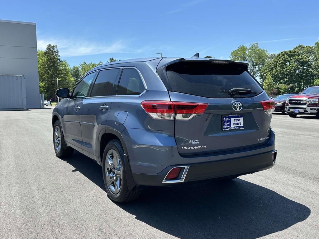 Used 2019 Toyota Highlander Limited AWD/4WD image 25