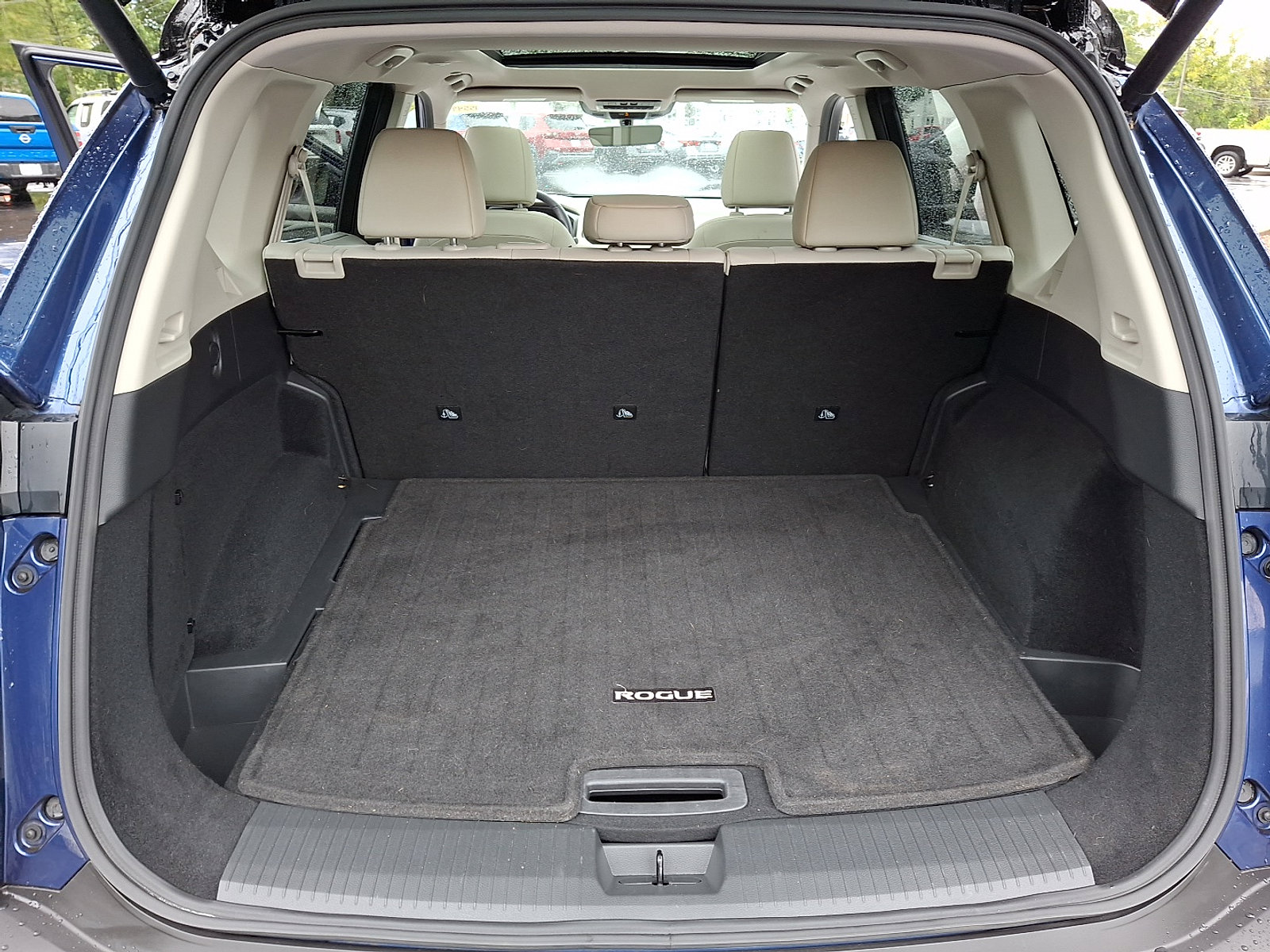 Certified 2023 Nissan Rogue SL w/ SL Premium Package image 28