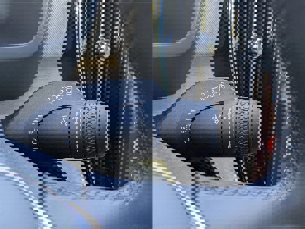 New 2026 Volvo XC90 T8 Plus w/ Protection Package Premier image 38