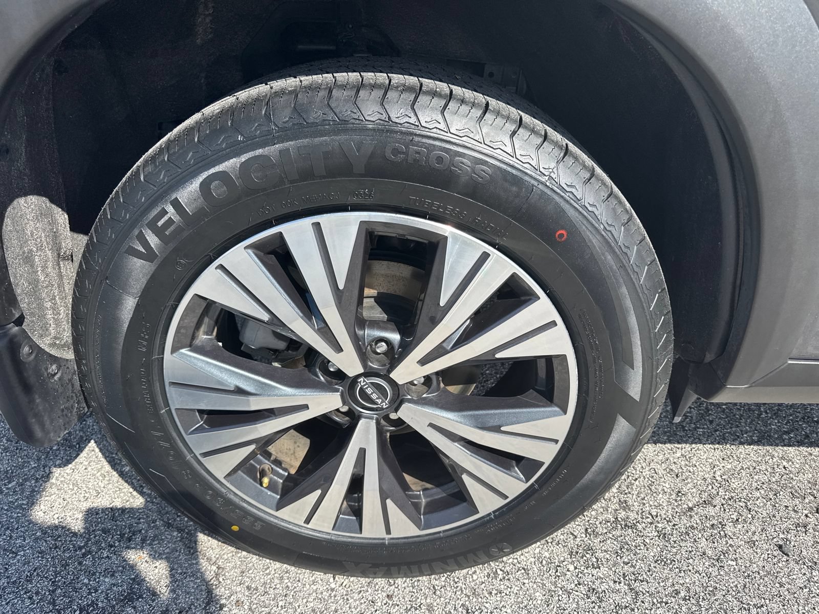 Certified 2022 Nissan Rogue SV FWD image 10