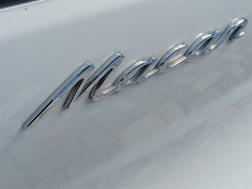 Used 2024 Porsche Macan image 10