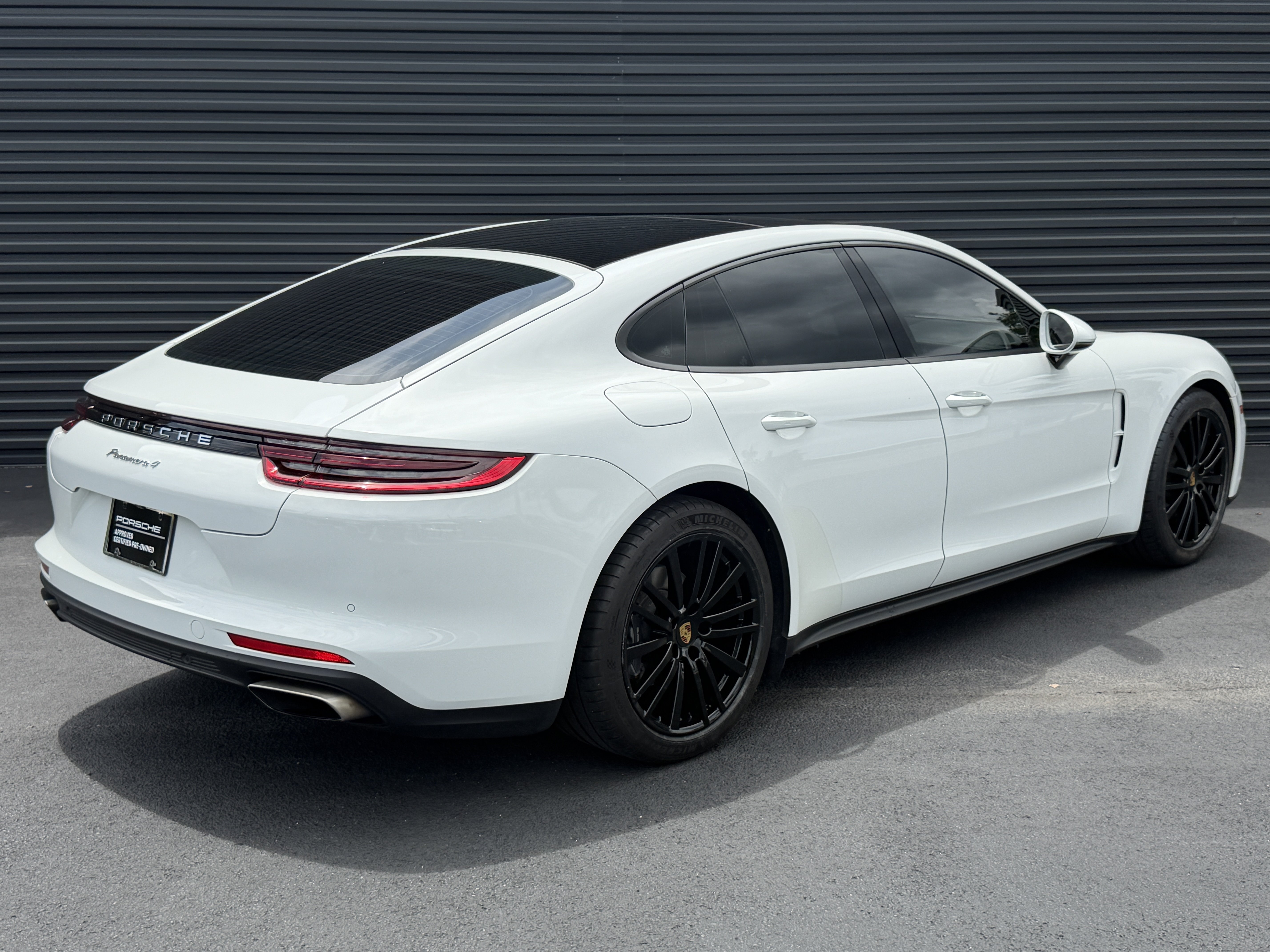 Certified 2018 Porsche Panamera 4 AWD/4WD image 9