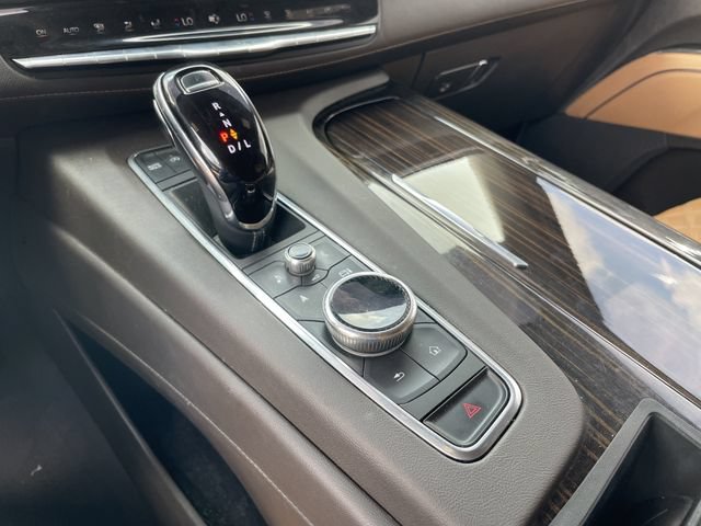 Used 2022 Cadillac Escalade ESV Premium Luxury AWD/4WD image 20
