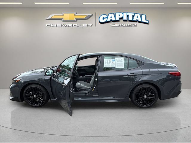 Used 2026 Toyota Camry SE w/ Multimedia Upgrade Package FWD image 9