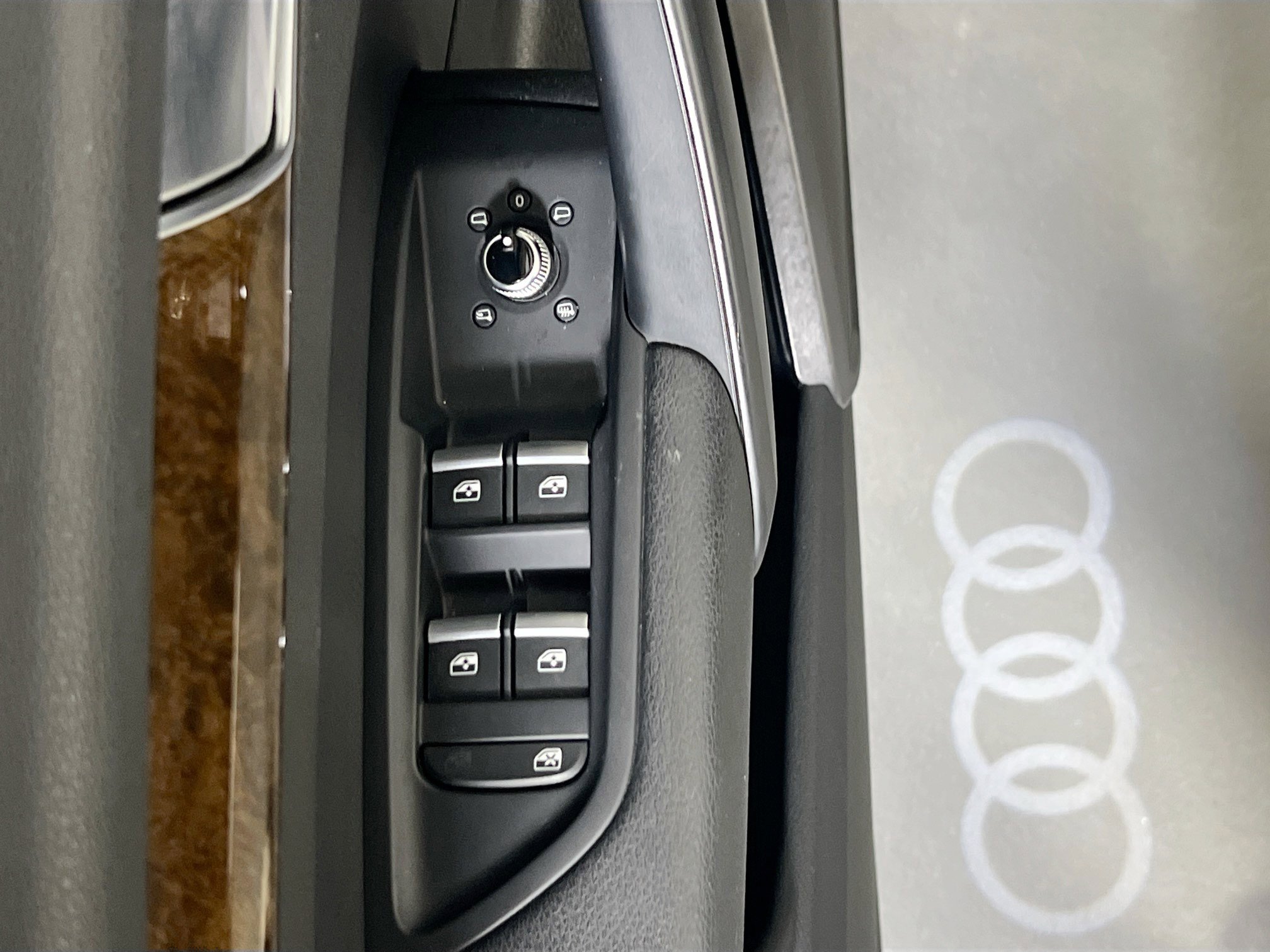 Used 2018 Audi Q5 2.0T Premium image 17