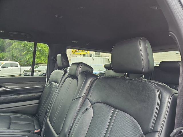 Used 2024 Jeep Wagoneer Series II w/ Flexible Seating Group RWD image 17