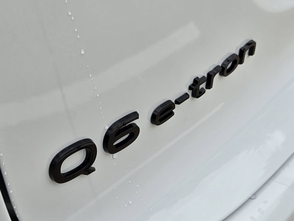 New 2027 Audi Q6 e-tron Premium Plus AWD/4WD image 15