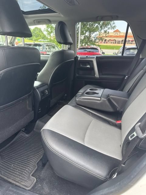 Used 2017 Toyota 4Runner SR5 Premium AWD/4WD image 6