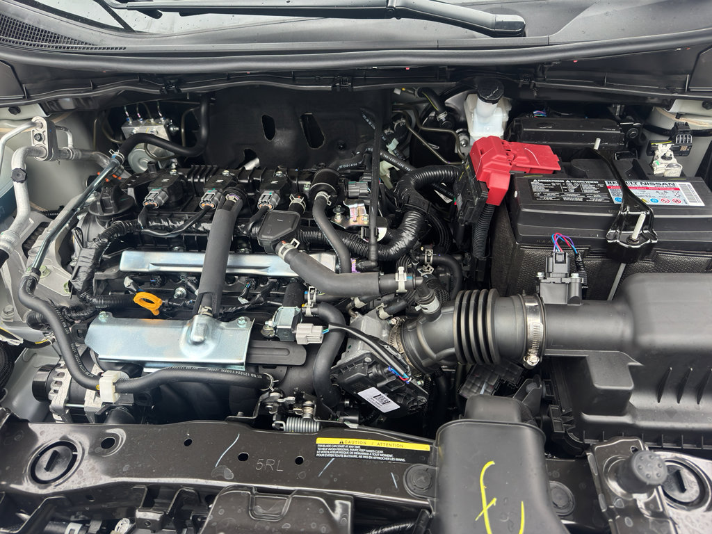 New 2025 Nissan Versa SR w/ Trunk Package image 11