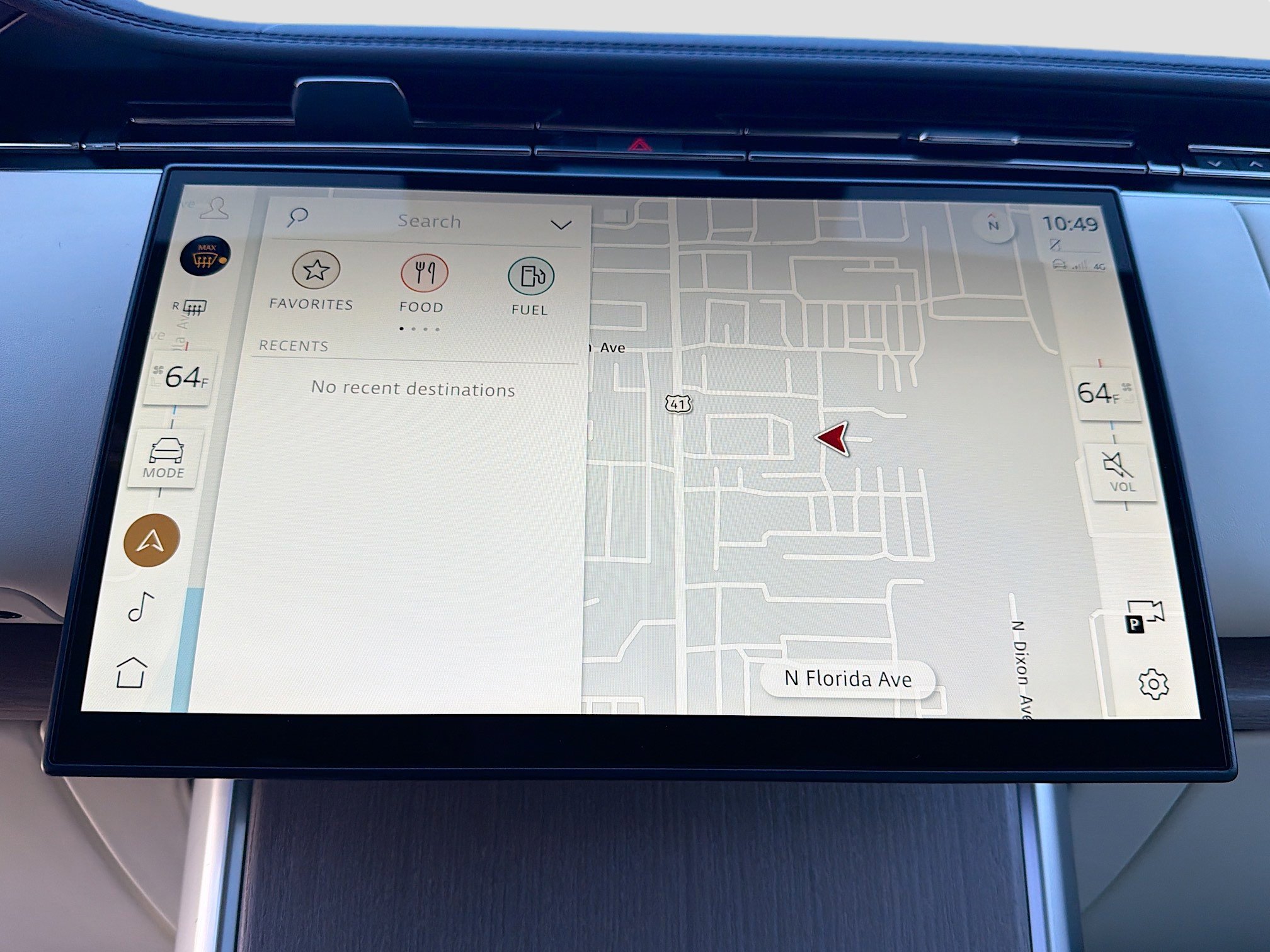 New 2026 Land Rover Range Rover SE image 32