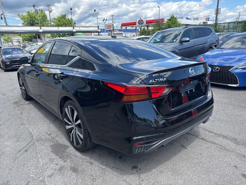 Used 2020 Nissan Altima 2.5 SR FWD image 6
