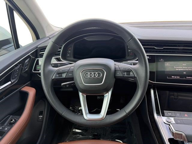 Used 2023 Audi Q7 2.0T Premium Plus w/ Premium Plus Package AWD/4WD image 13