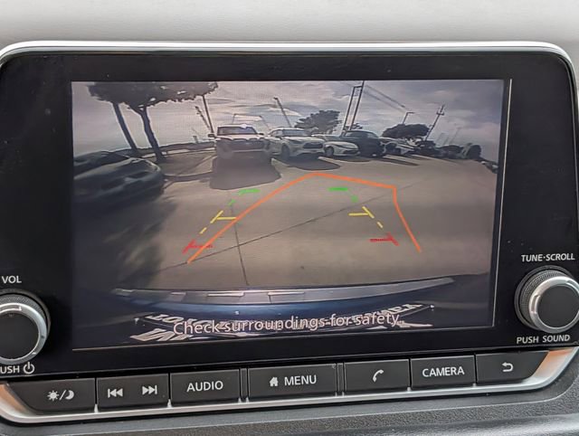 Used 2023 Nissan Rogue SV FWD image 19