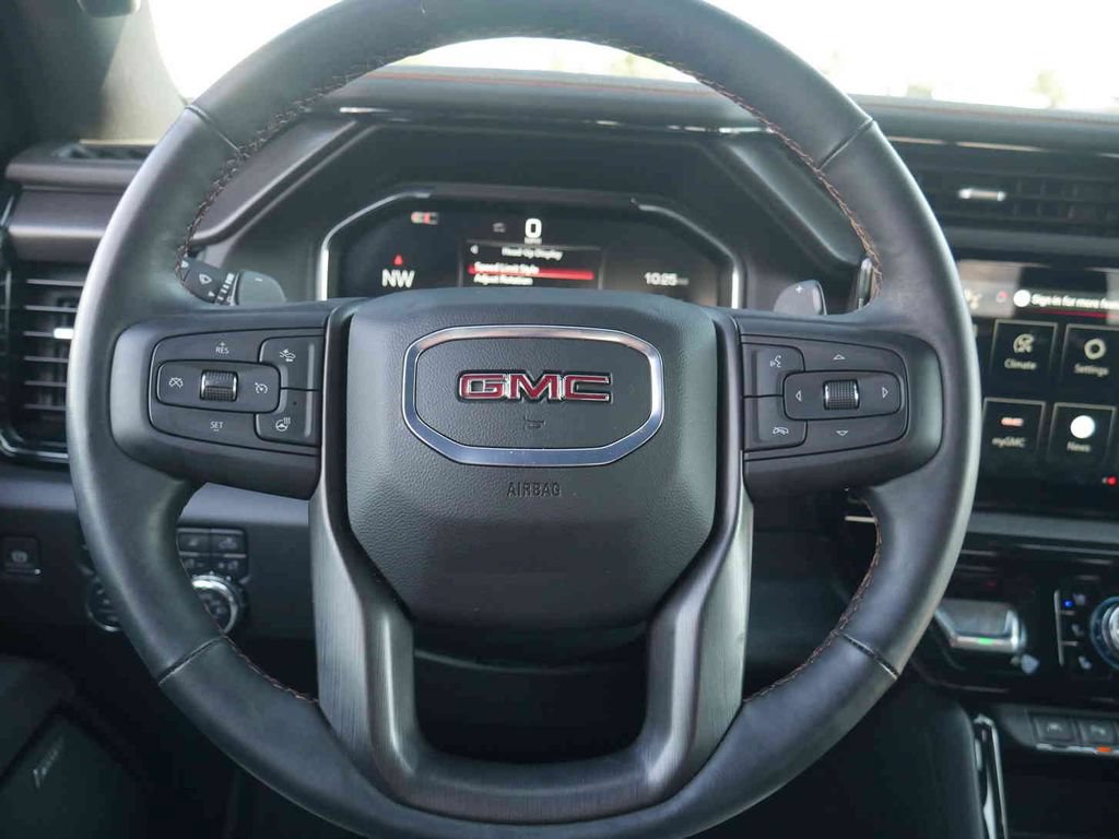 Used 2025 GMC Sierra 1500 AT4 w/ AT4 Premium Package AWD/4WD image 44