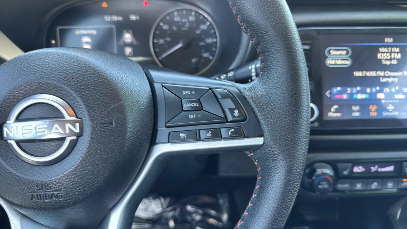 Used 2022 Nissan Kicks SR w/ Premium Package FWD image 20