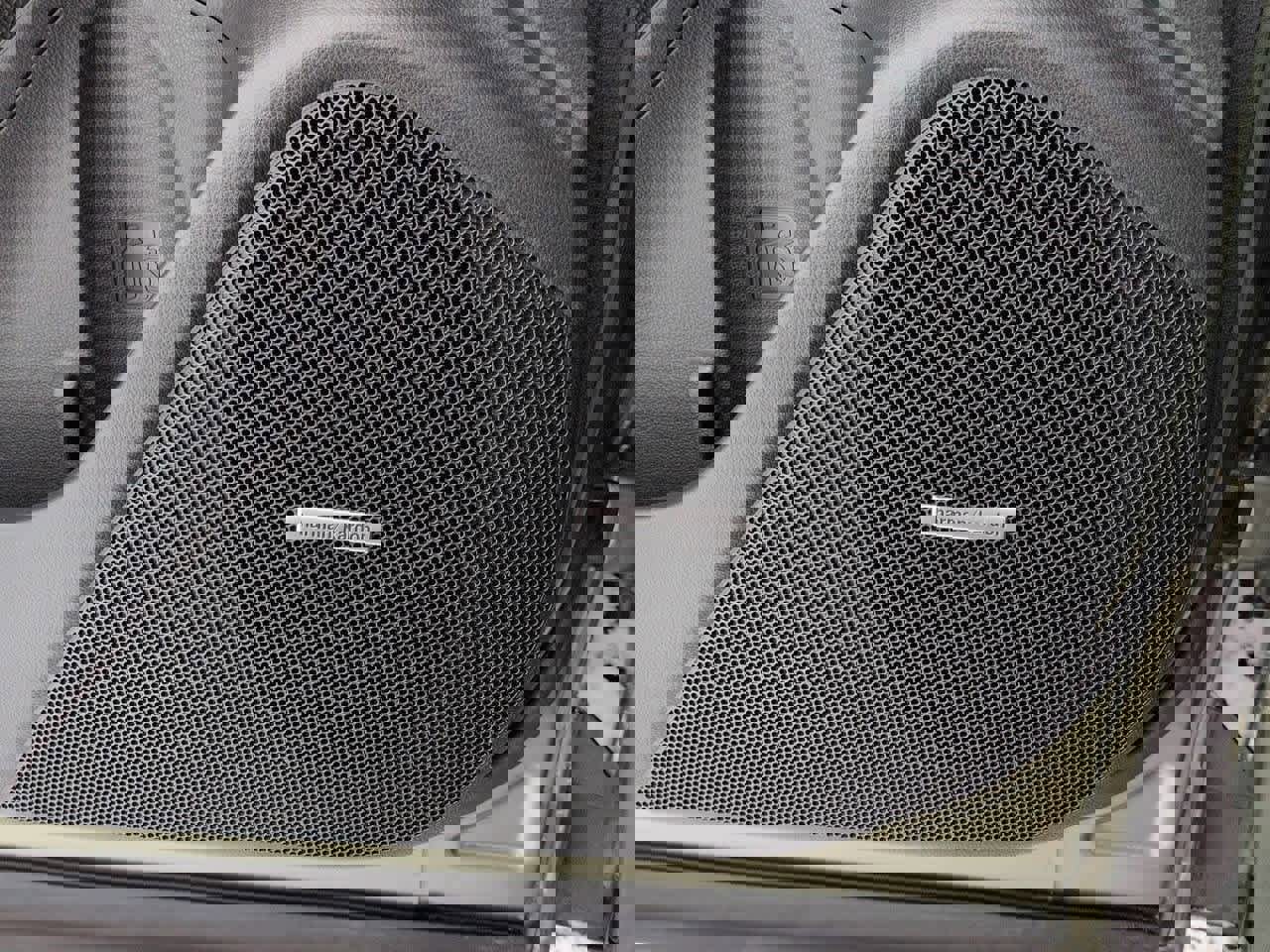 Used 2021 Subaru Forester Limited image 32