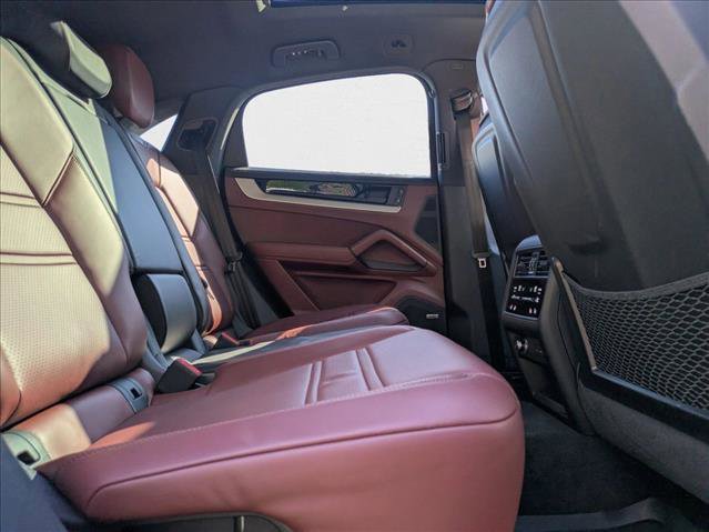 Used 2024 Porsche Cayenne S image 20