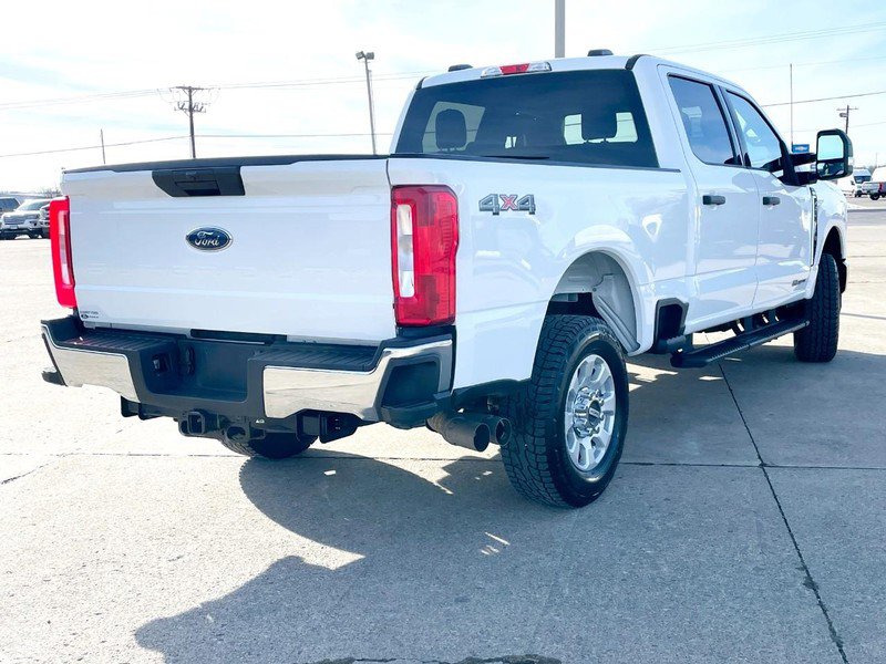 Used 2024 Ford F250 XLT AWD/4WD image 4
