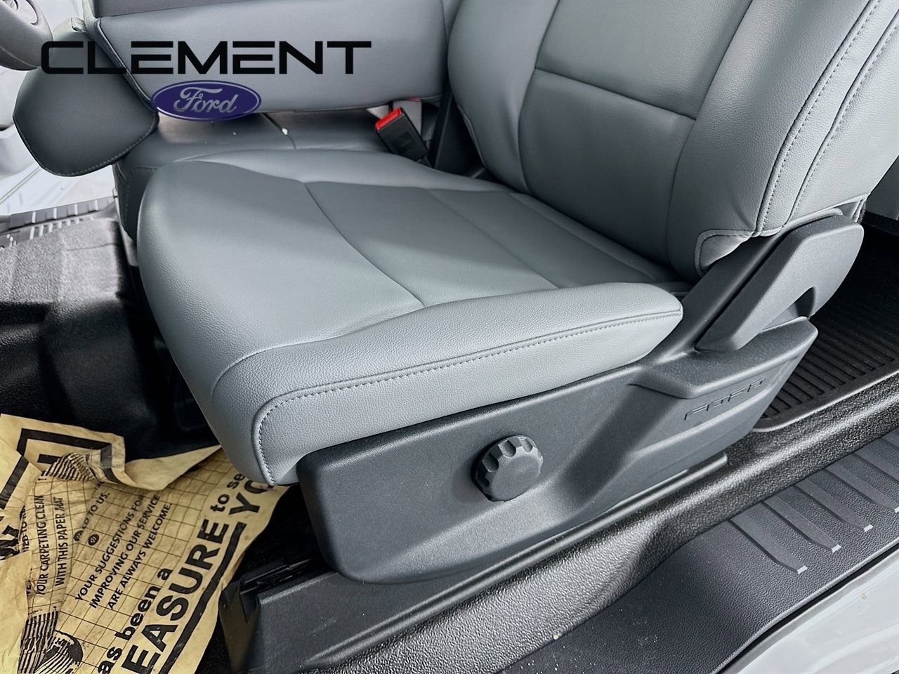 New 2026 Ford F250 XL w/ XL Chrome Package AWD/4WD image 24