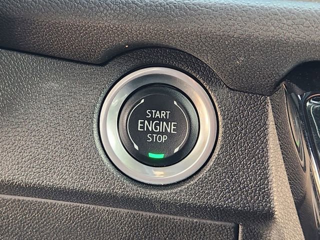 Used 2024 Chevrolet Traverse LT w/ Midnight/Sport Edition image 20