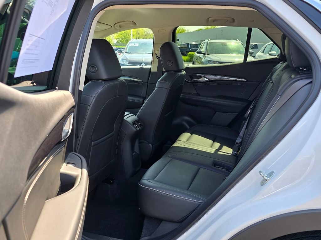 Used 2023 Buick Envision Essence AWD/4WD image 25