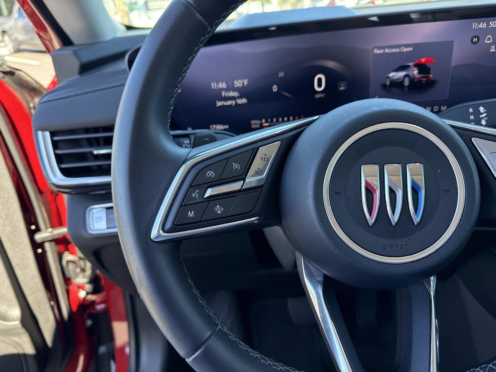 Used 2025 Buick Envision Preferred image 29