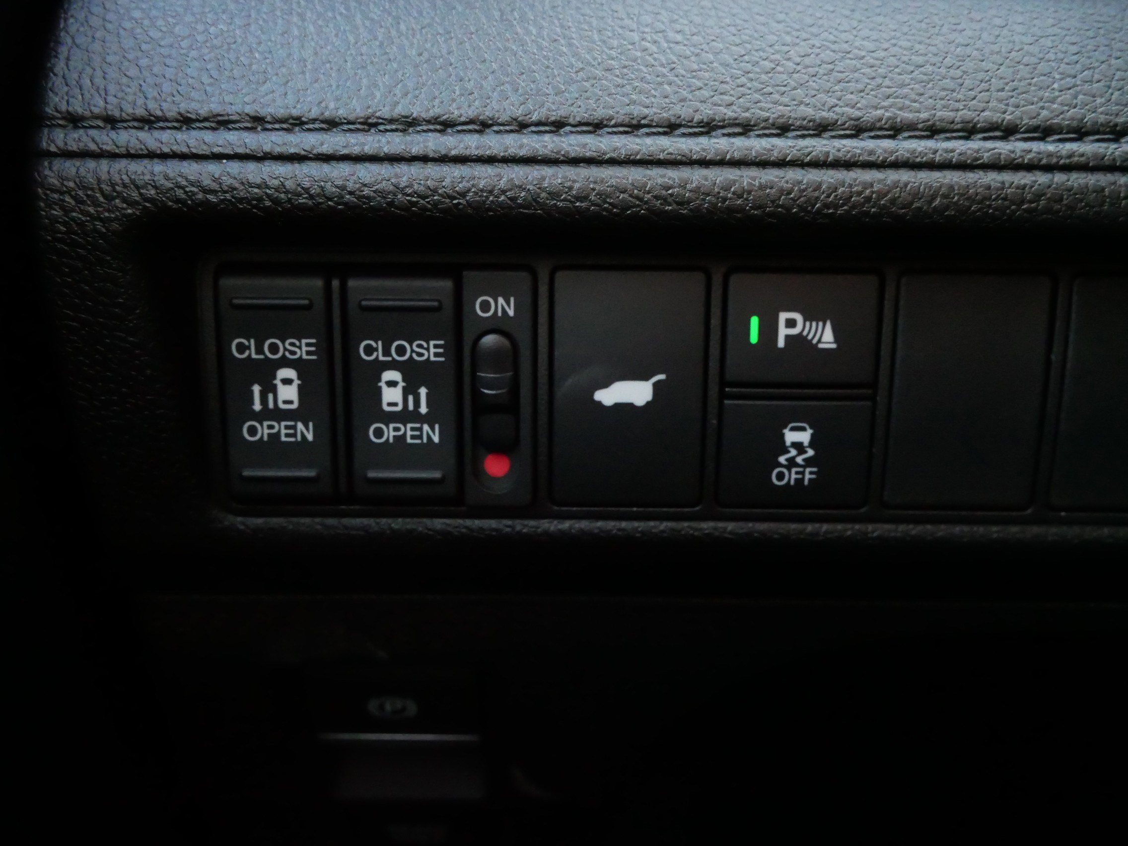 Certified 2026 Honda Odyssey Elite image 26