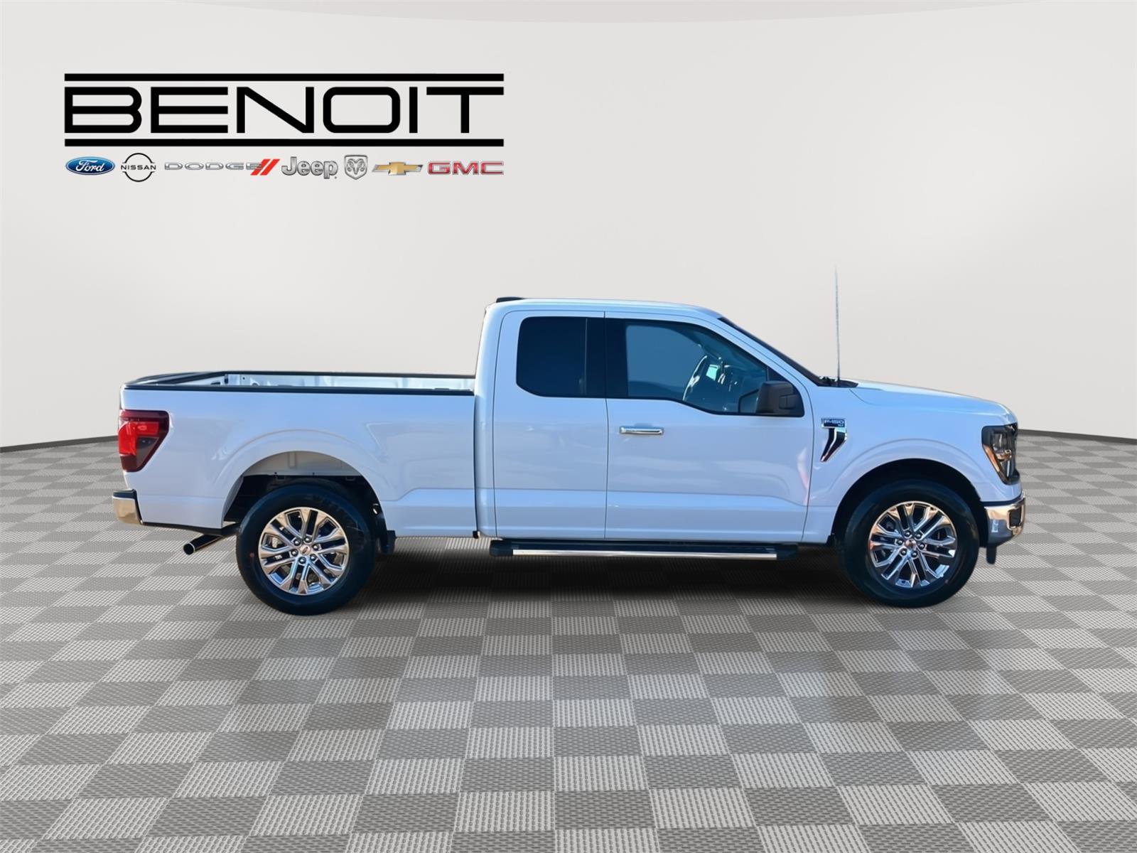 New 2026 Ford F150 XLT w/ XLT Chrome Appearance Package image 4