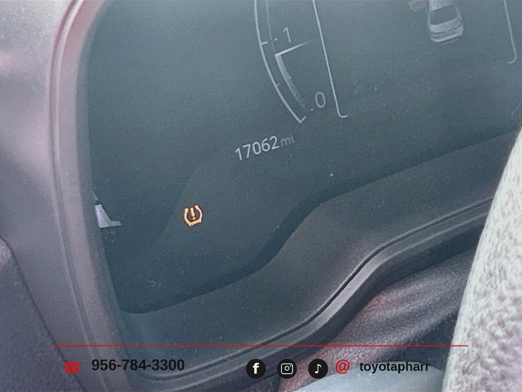 Used 2026 Toyota Corolla LE FWD image 11