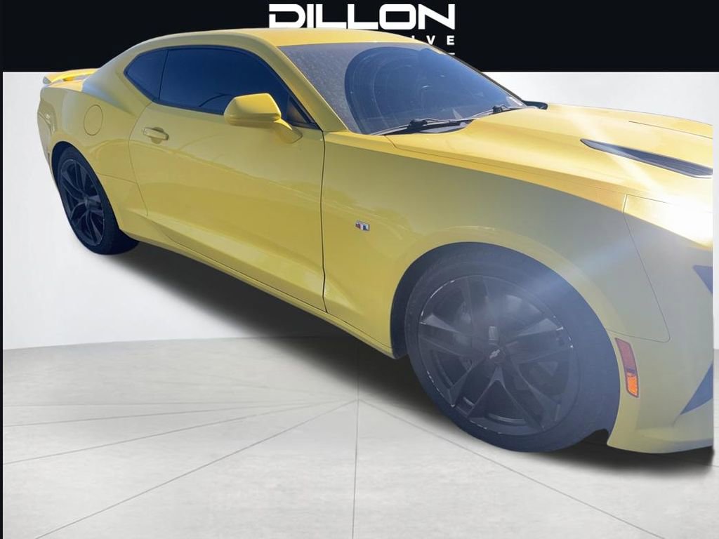 Used 2016 Chevrolet Camaro SS RWD image 9