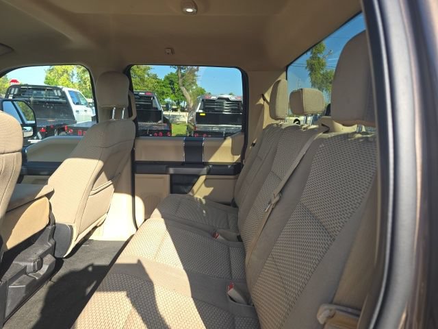 Used 2017 Ford F350 XLT w/ XLT Value Package RWD image 9