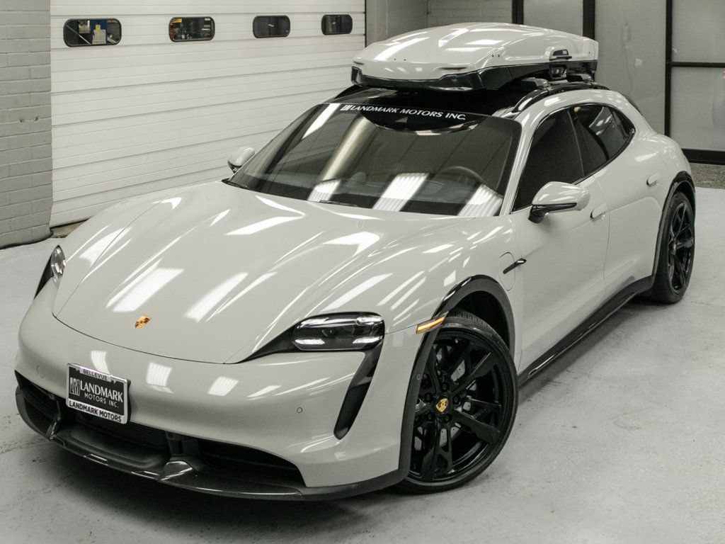 Used 2022 Porsche Taycan Turbo S AWD/4WD image 13