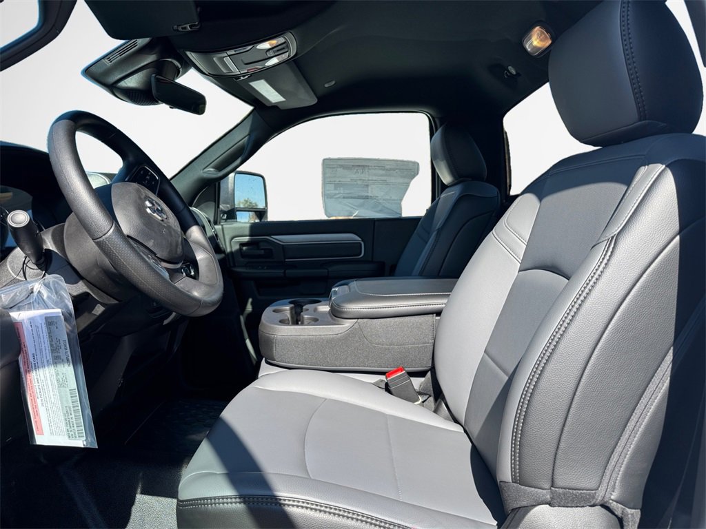 New 2026 RAM 5500 Tradesman image 12