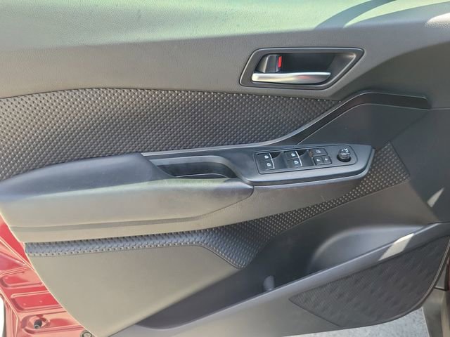 Used 2018 Toyota C-HR XLE image 12