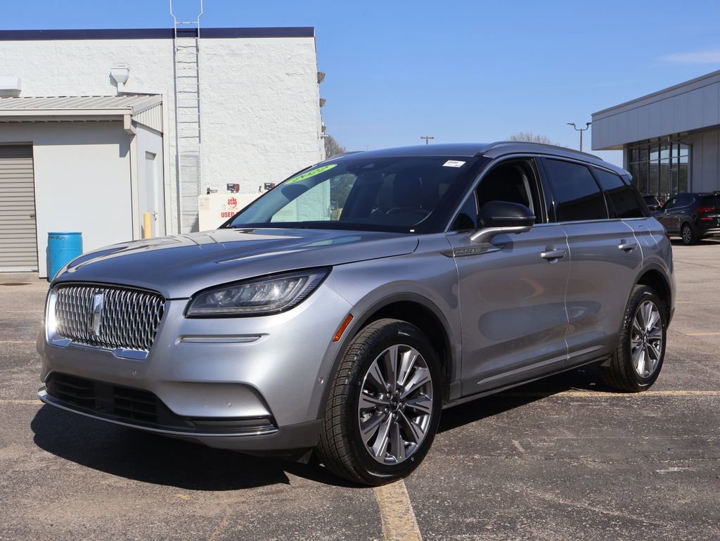 Used 2022 Lincoln Corsair Reserve w/ Equipment Group 201A image 4
