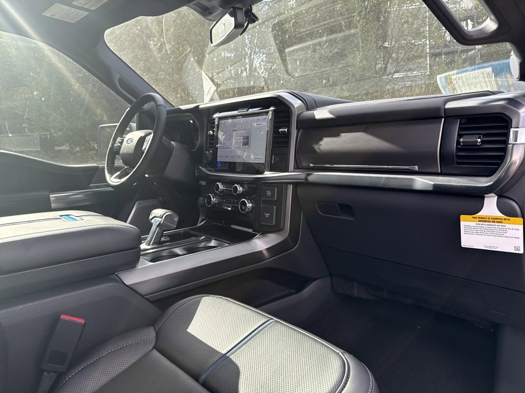 New 2025 Ford F150 Platinum w/ Equipment Group 702A High image 33