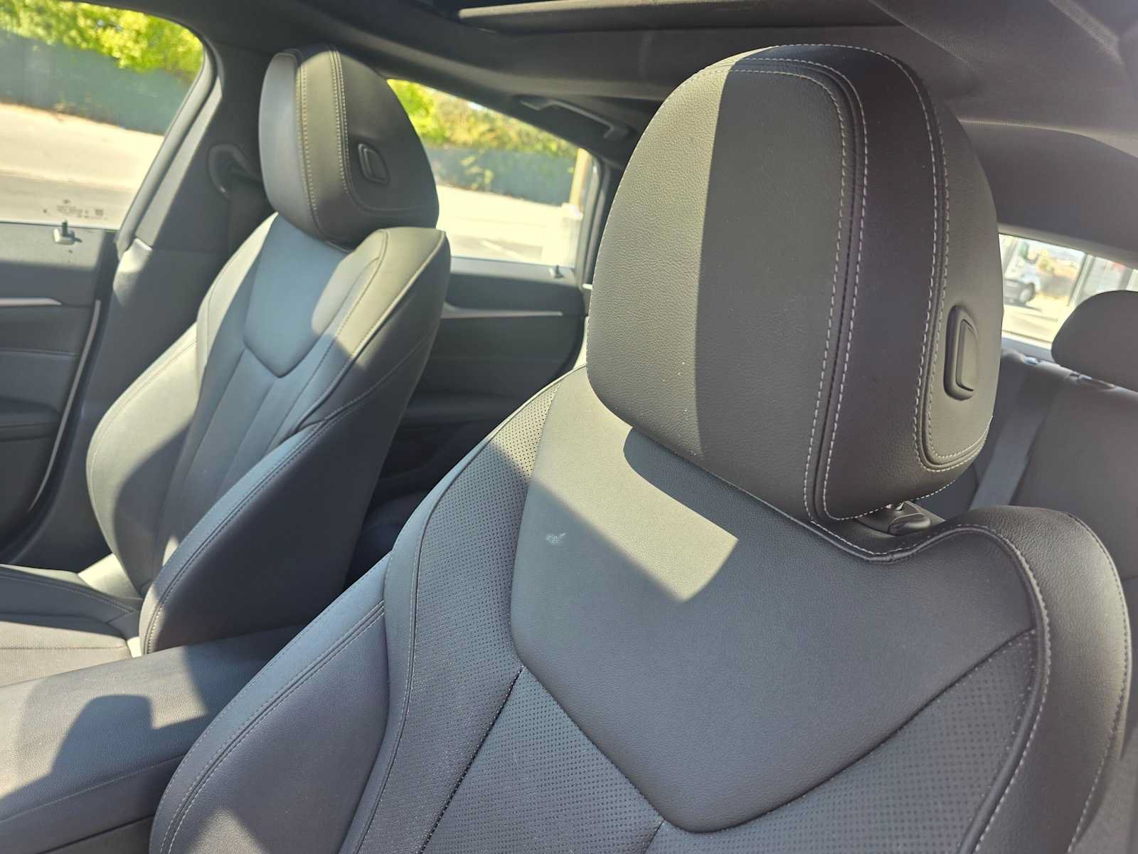 Used 2024 BMW i4 eDrive35 w/ Convenience Package RWD image 24