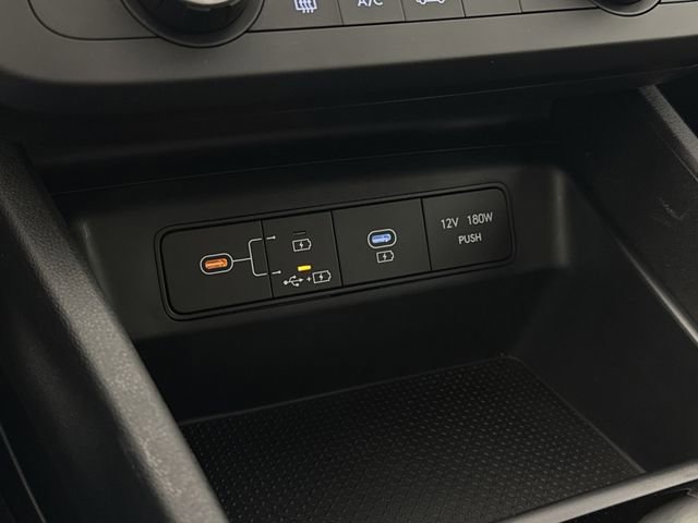 New 2026 Hyundai Tucson SE image 18