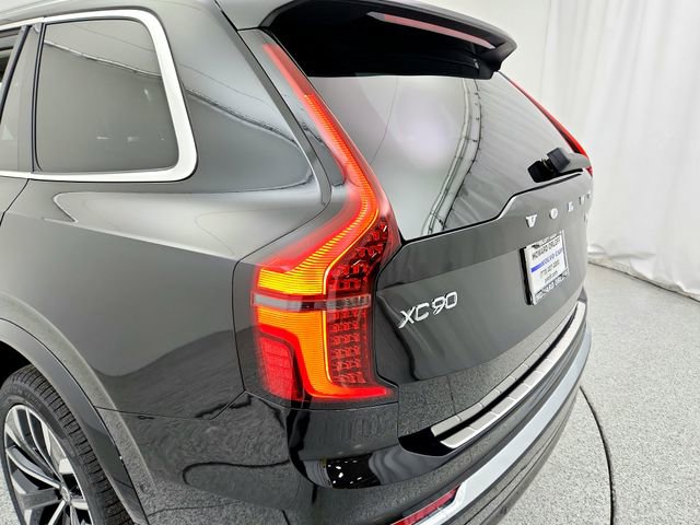 New 2026 Volvo XC90 B6 Plus w/ Protection Package Premier image 32