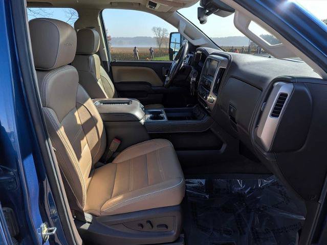 Used 2017 GMC Sierra 3500 Denali w/ Duramax Plus Package AWD/4WD image 22