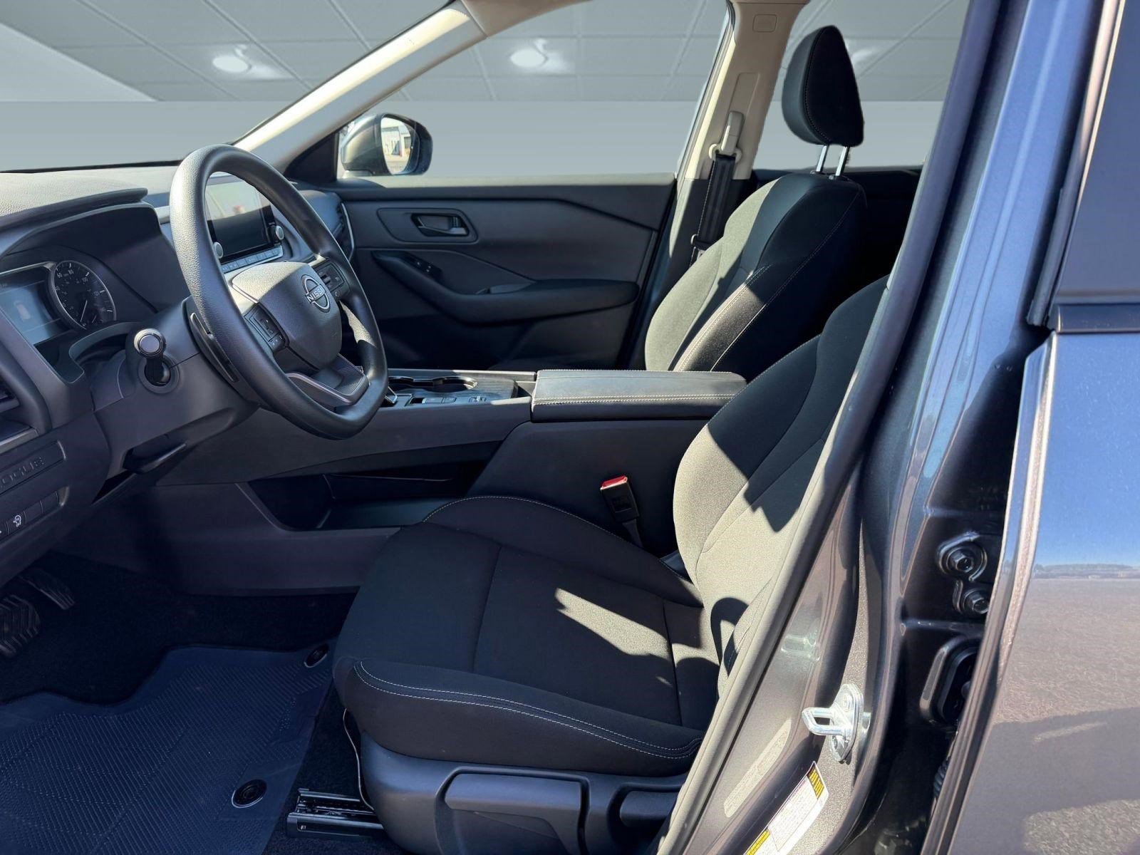 Certified 2026 Nissan Rogue S image 5