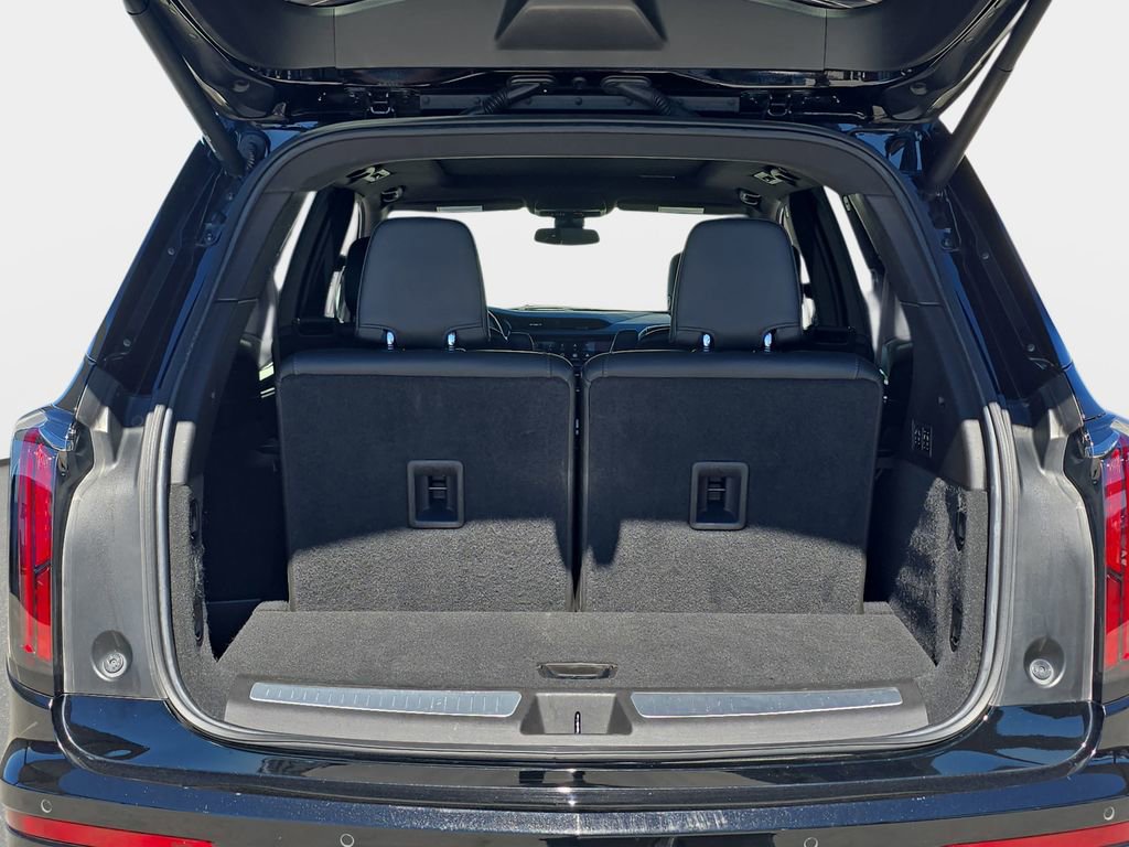 Used 2023 Cadillac XT6 Sport image 18