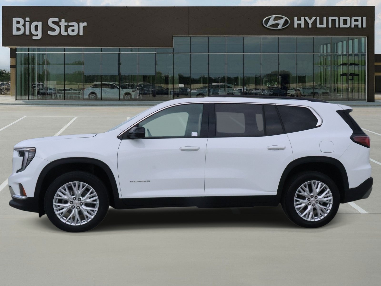Used 2026 GMC Acadia Elevation w/ Elevation Premium Package FWD image 2
