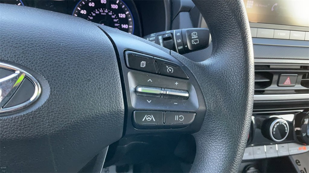 Used 2022 Hyundai Kona SEL image 27