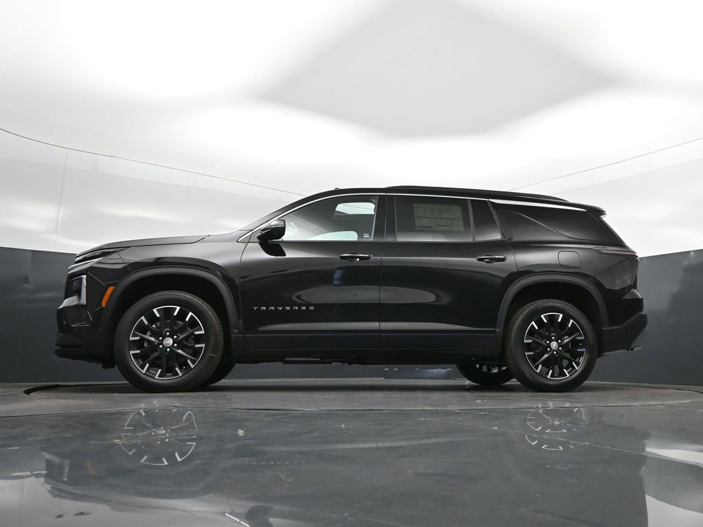 New 2026 Chevrolet Traverse LT w/ Sun and Wheel Package FWD image 39