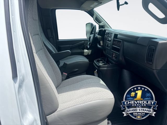 New 2026 Chevrolet Express 4500 w/ Power Convenience Package RWD image 22